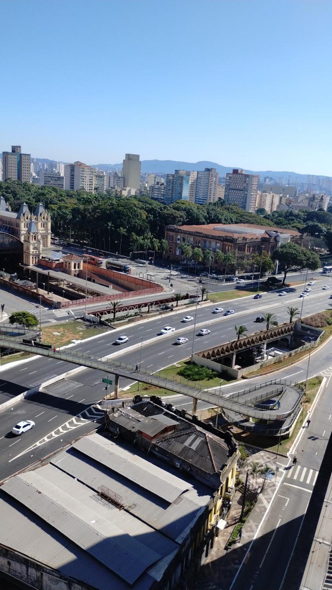 Studio Lindo; No Centro Em Frente Ao Metro! サンパウロ エクステリア 写真